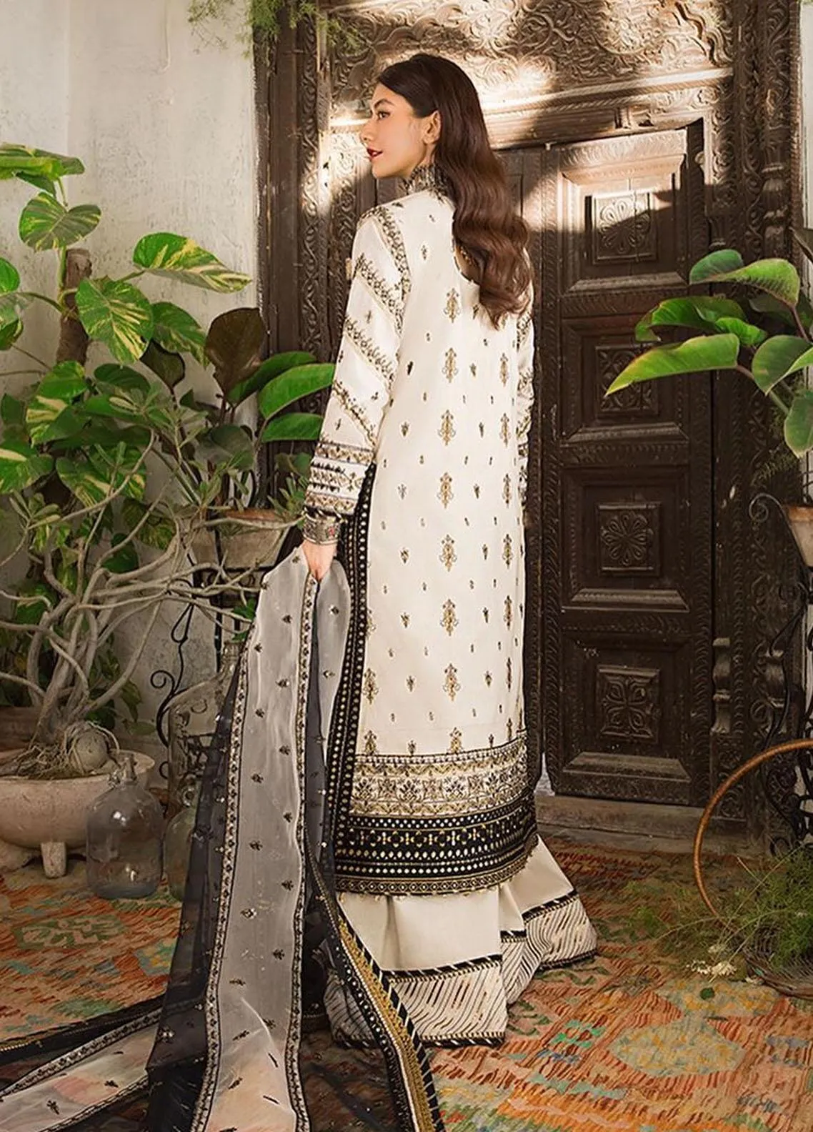 Asim Jofa | Luxury Lawn 2023 | AJLR-18