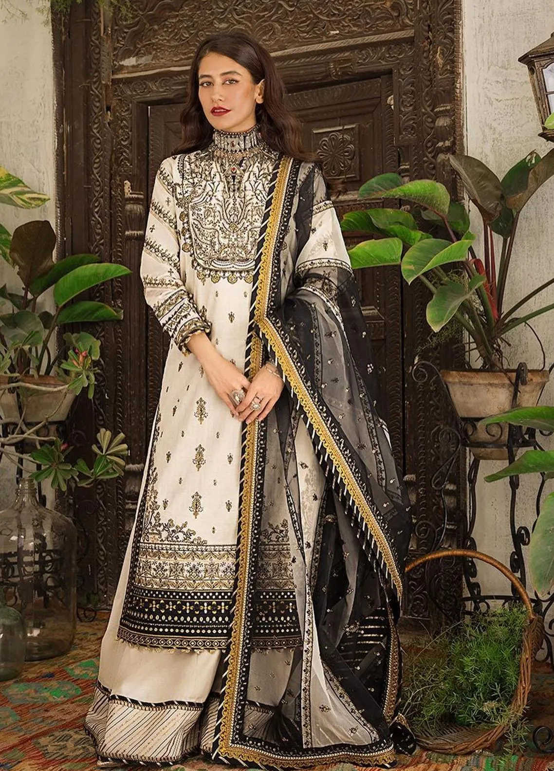 Asim Jofa | Luxury Lawn 2023 | AJLR-18