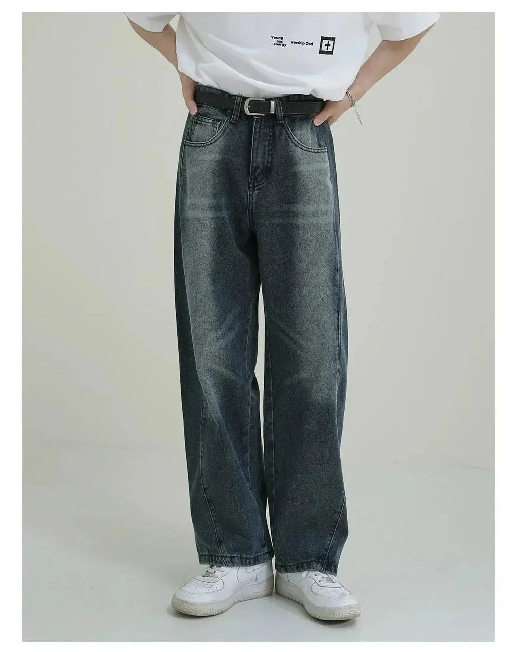 Classic Wide-Leg Jeans