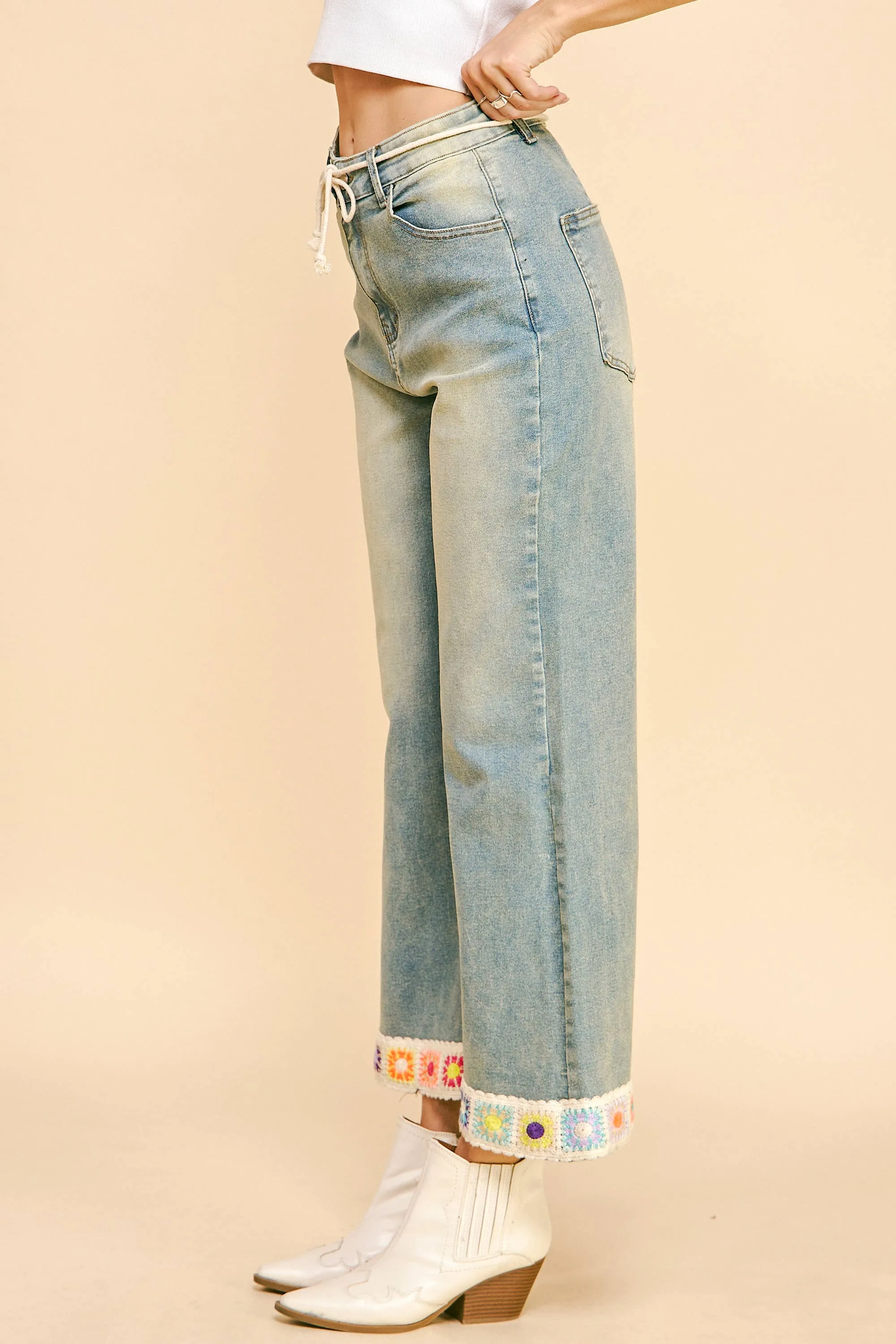 CROCHET TRIM STRAIGHT LEG DENIM JEANS