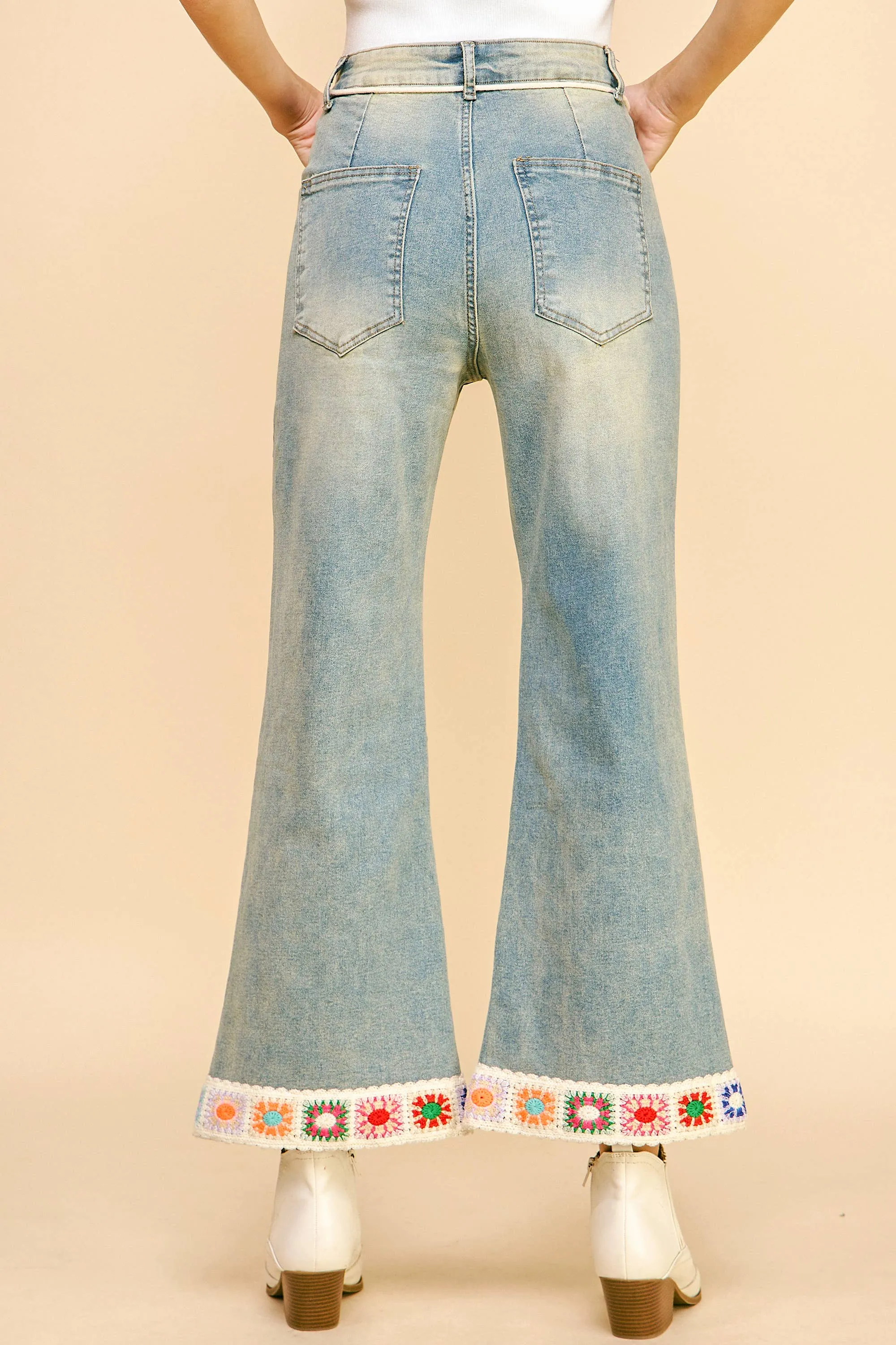 CROCHET TRIM STRAIGHT LEG DENIM JEANS