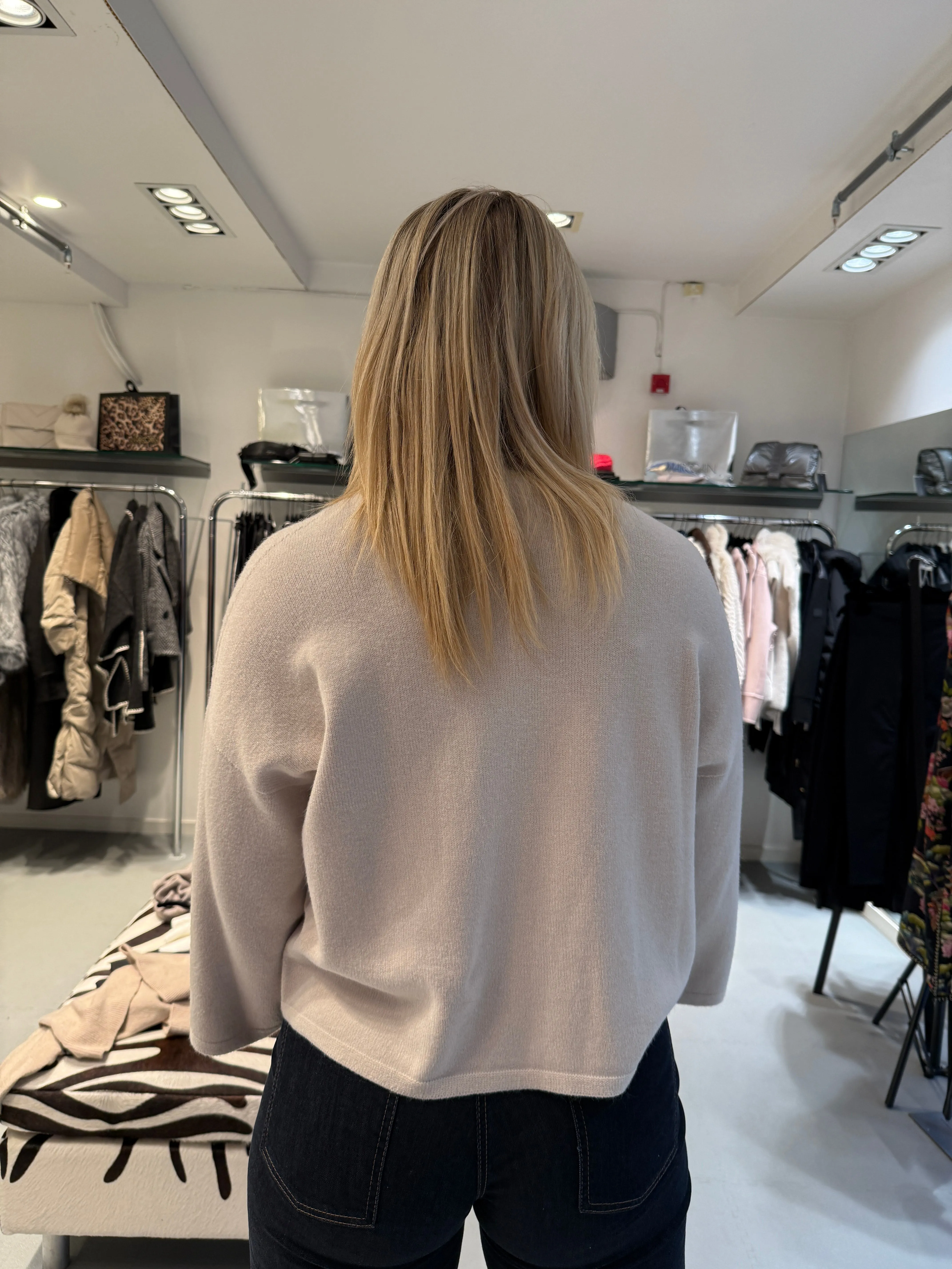 Imperial Beige strikkegenser med trekvart arm