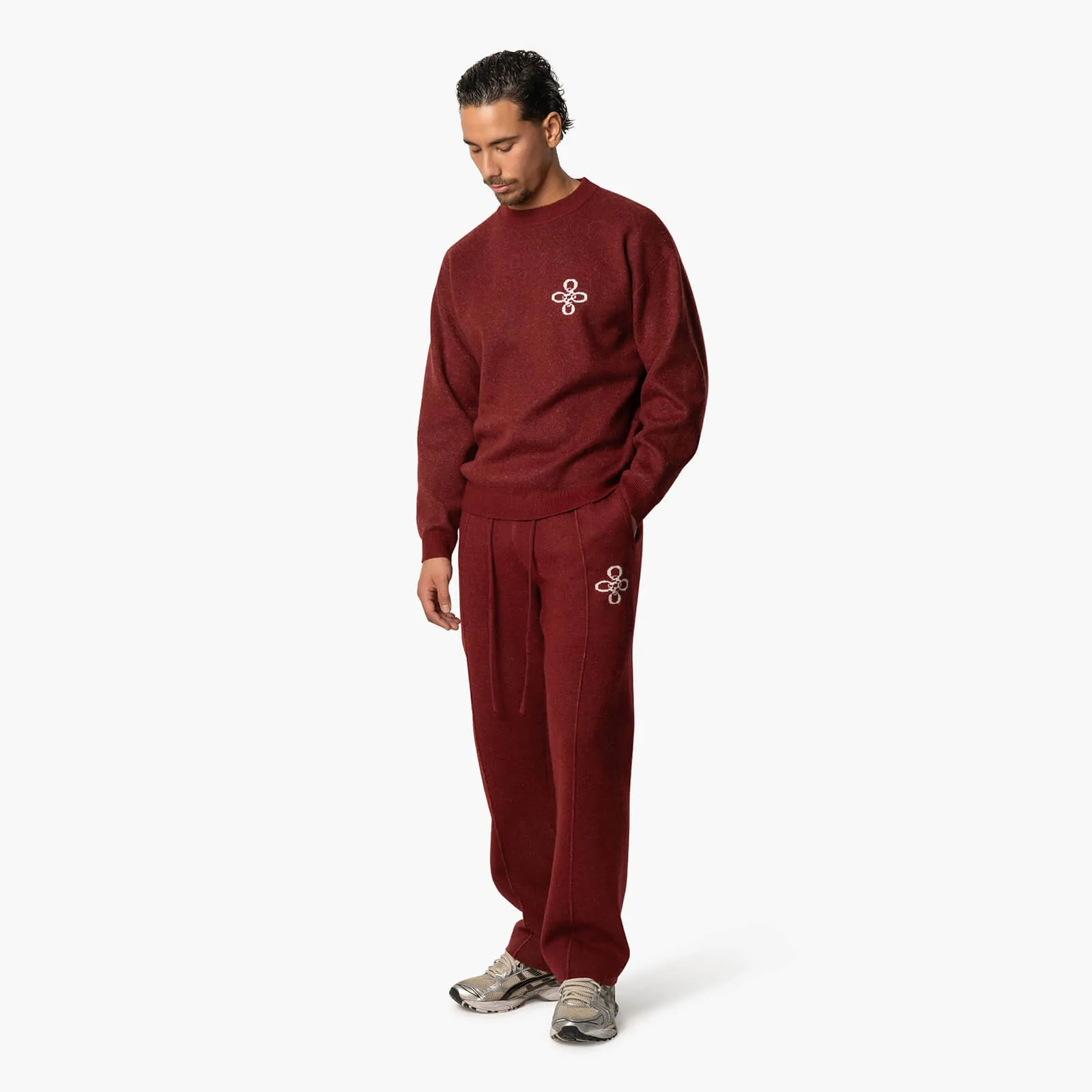 INSIGNIA KNITTED PANTS | BORDEAUX