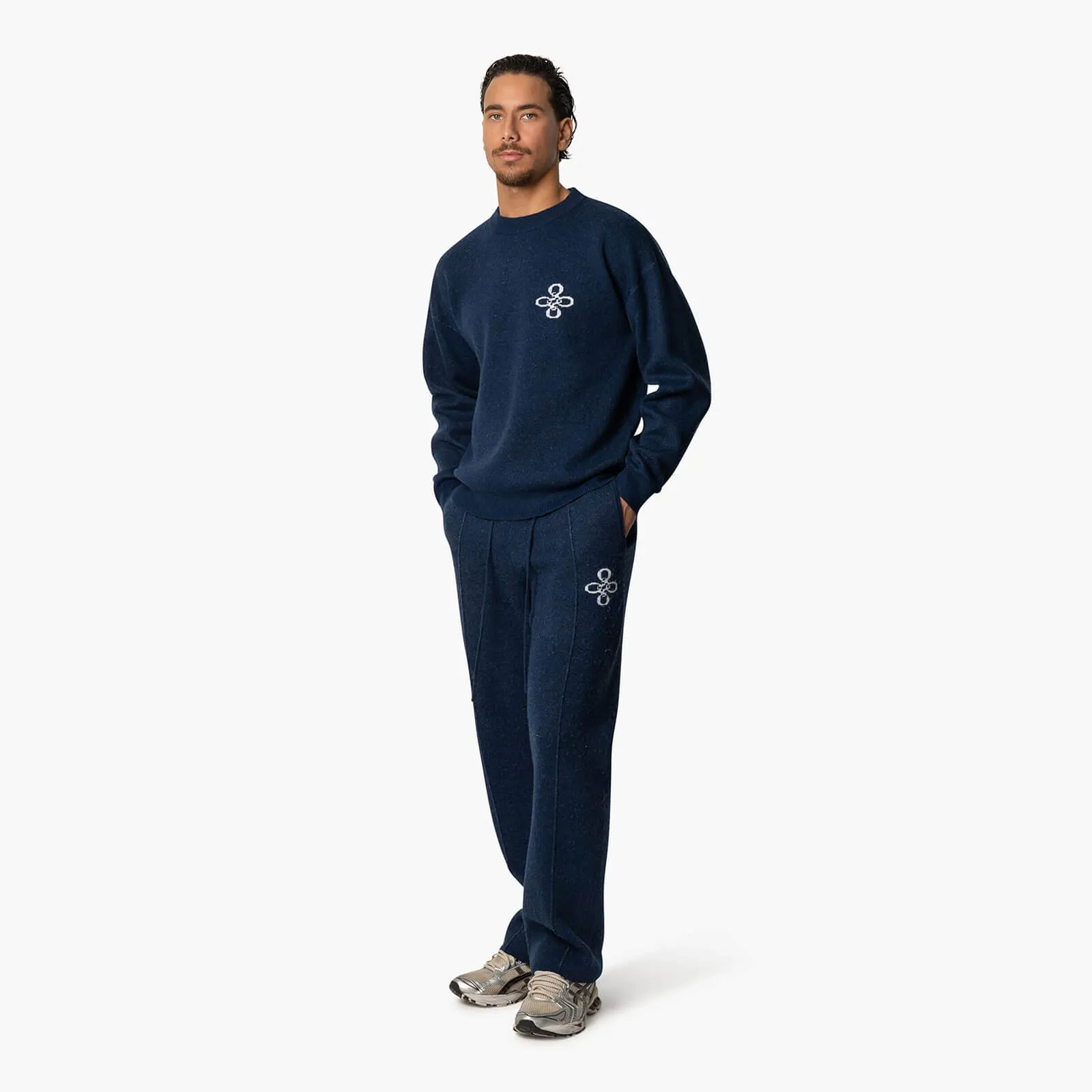 INSIGNIA KNITTED PANTS | NAVY