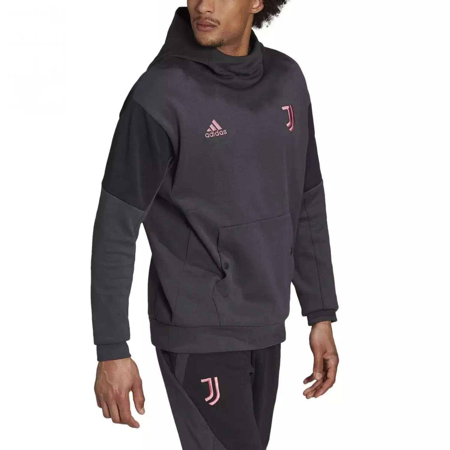 Juventus casual Travel hooded presentation tracksuit 2022/23 - Adidas