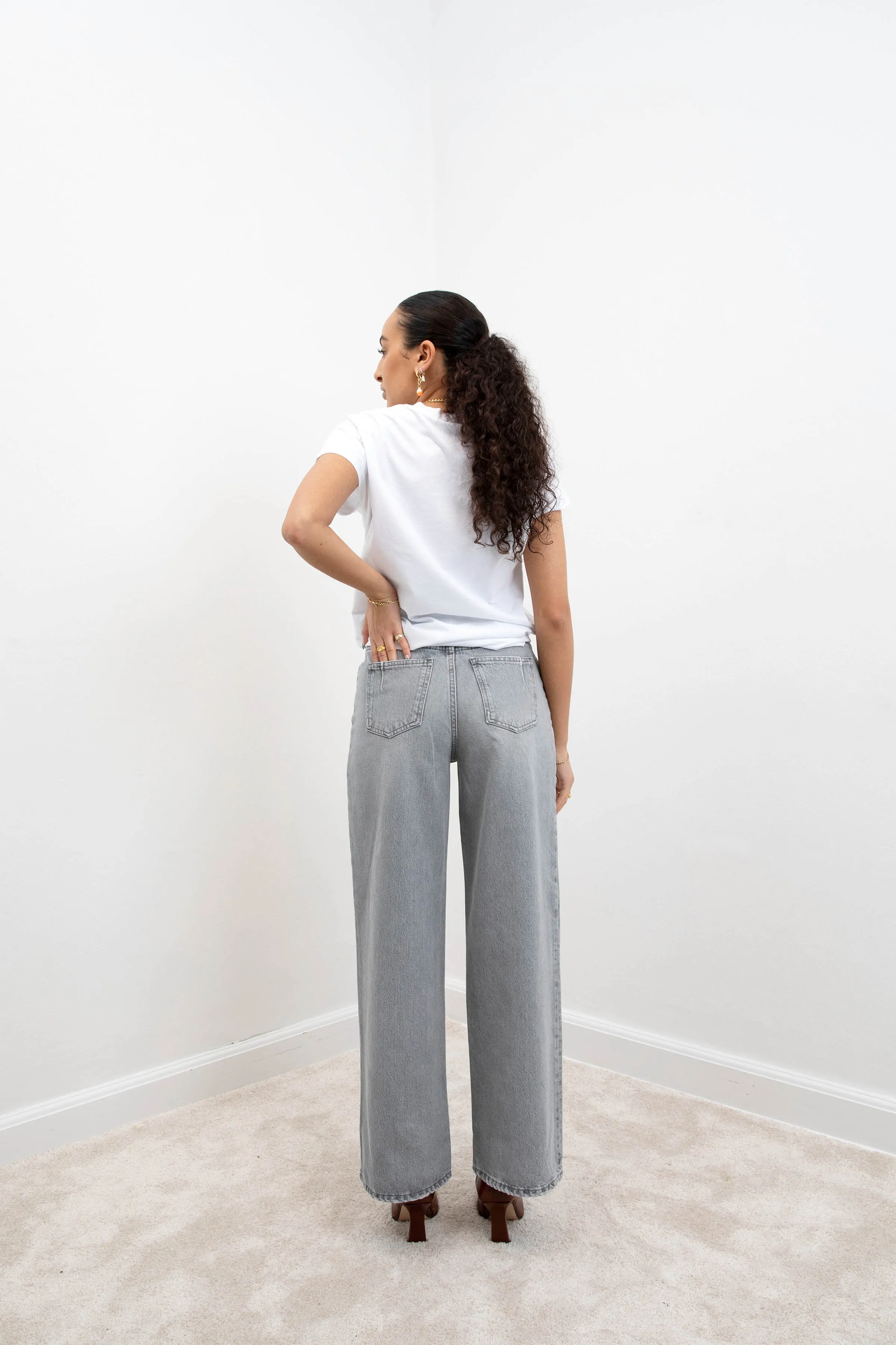 Kiri - Light Grey