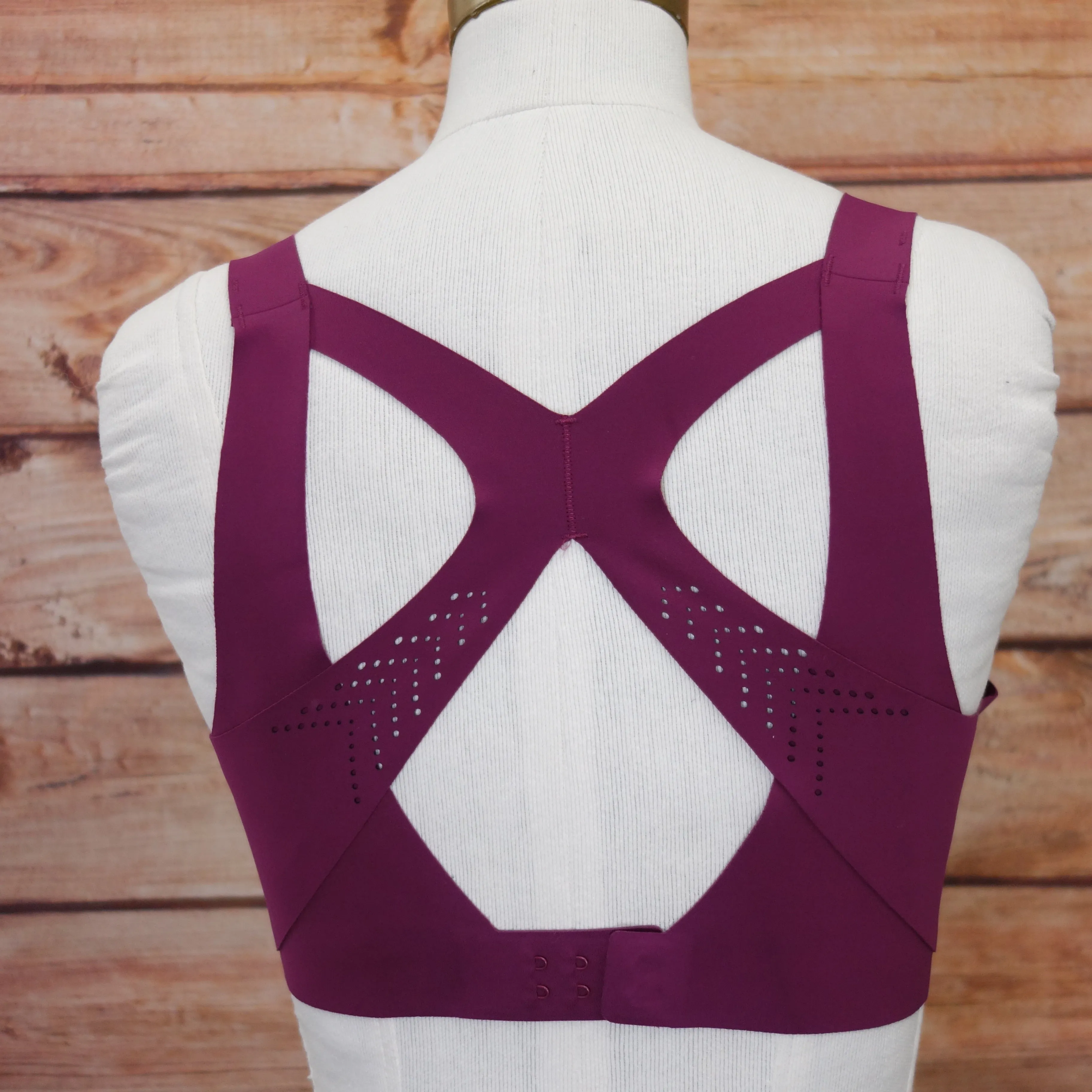 New Victoria's Secret Lightweight Sports Bra with Cross Back In Wine 36C