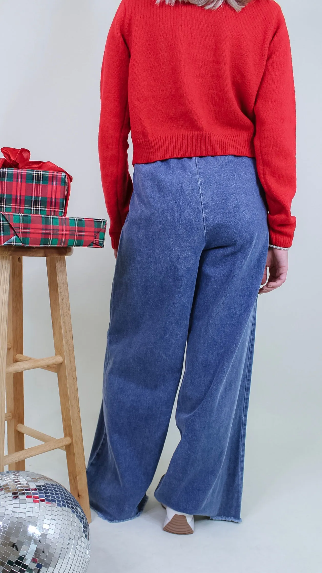 Open Minded Wide Leg Jeans