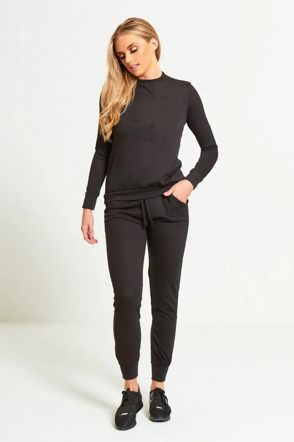 Simple Lightweight Cozy Black Tracksuit