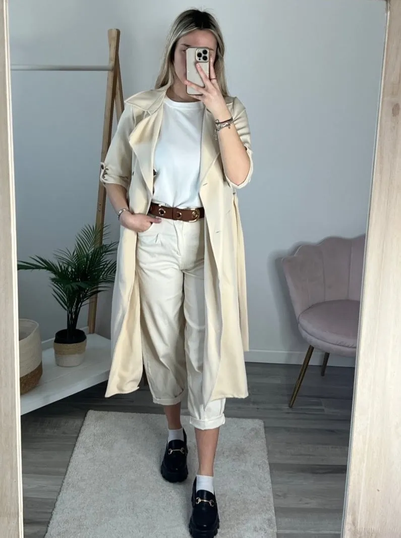 Trench beige con cintura