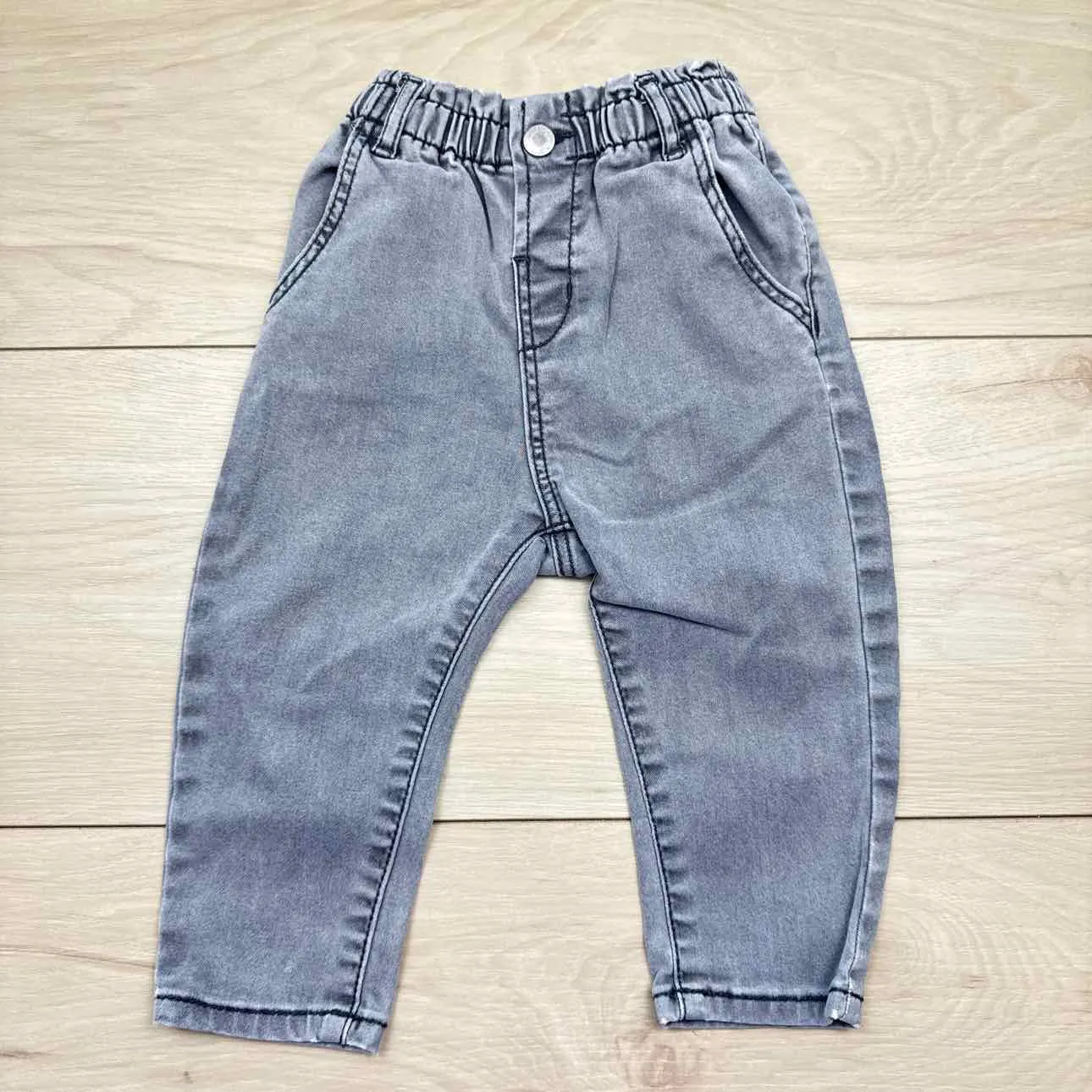 Zara JEANS